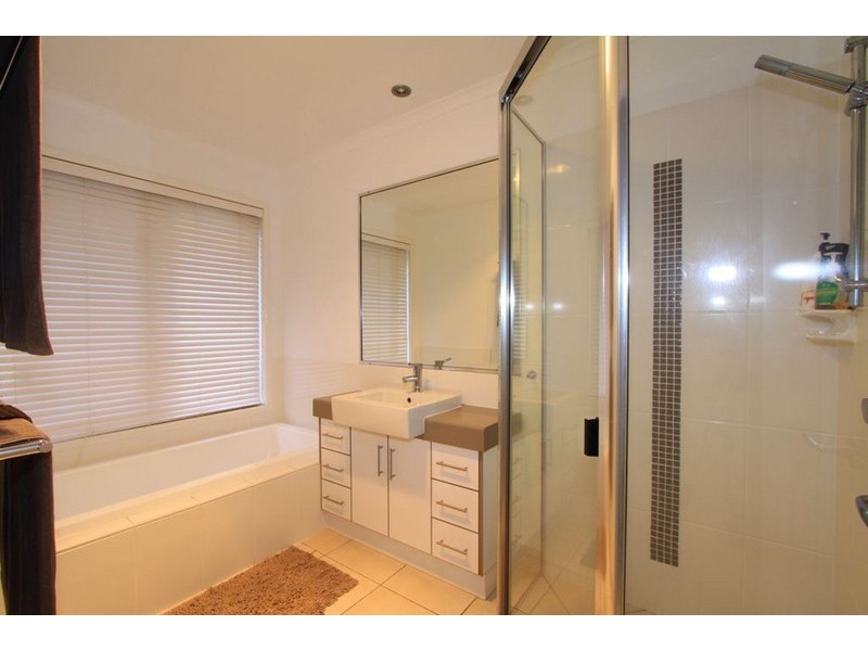 5 Garden View Court, Kalkie QLD 4670