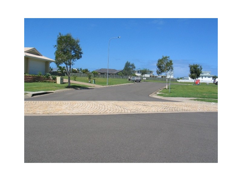 3 Moray Court, Bargara QLD 4670