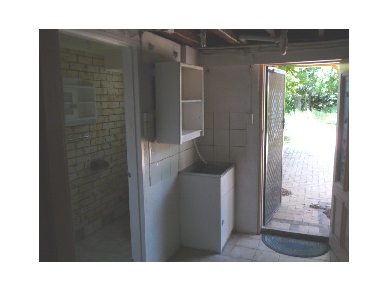 38 Wave Street, Burnett Heads QLD 4670