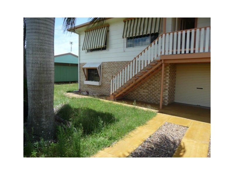 38 Wave Street, Burnett Heads QLD 4670