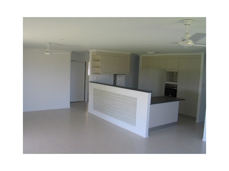 135 Fairway Drive, Bargara QLD 4670