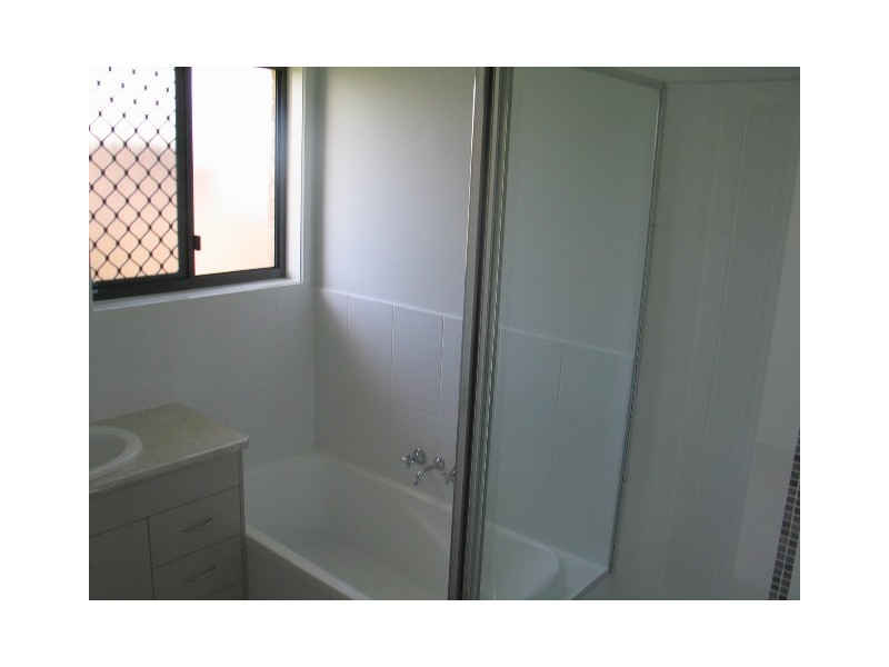 135 Fairway Drive, Bargara QLD 4670