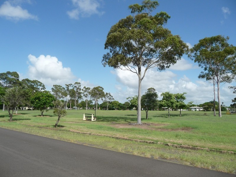 Avenell Heights QLD 4670