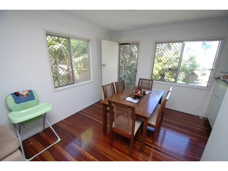 Avenell Heights QLD 4670