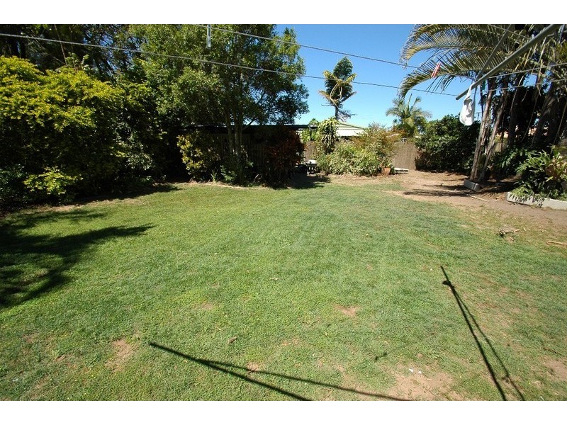 Avenell Heights QLD 4670