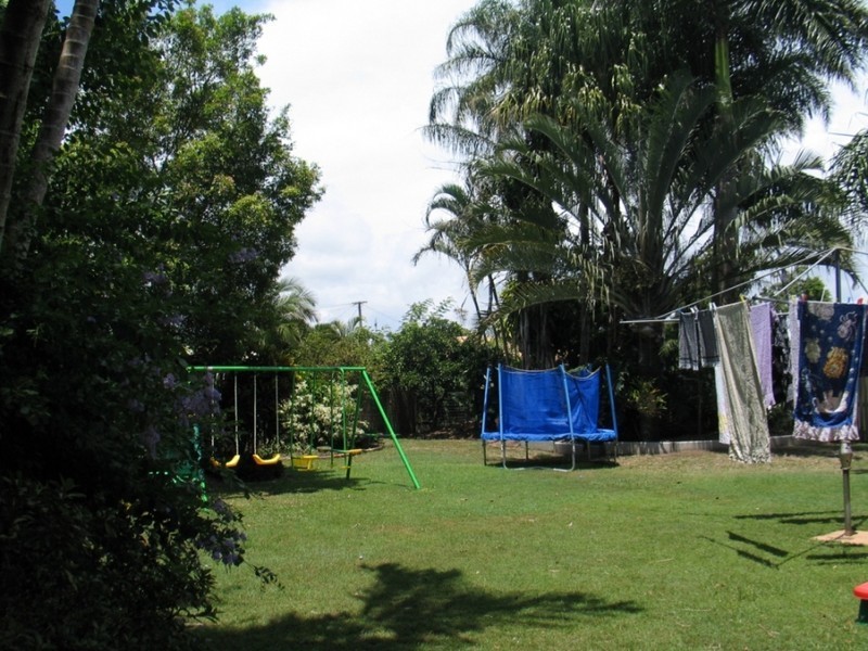 Avenell Heights QLD 4670