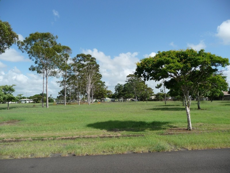 Avenell Heights QLD 4670