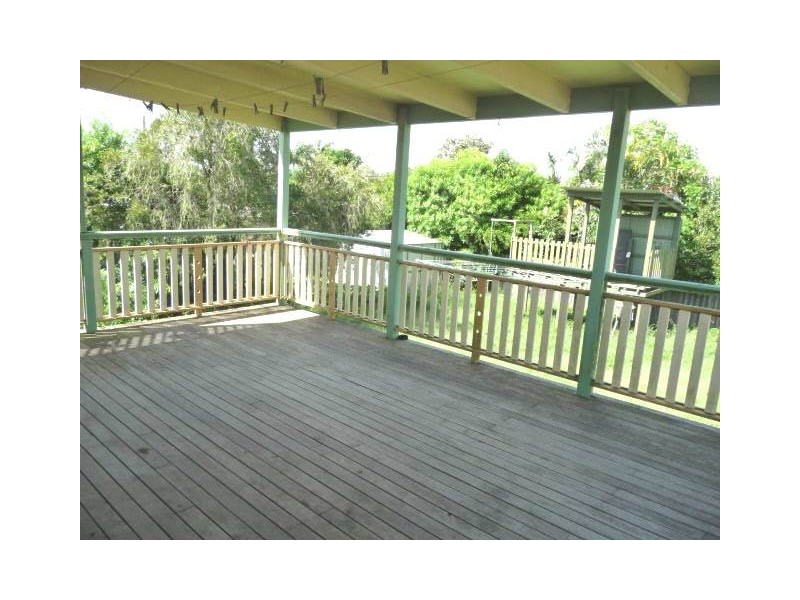 38 Anderson Street, Avenell Heights QLD 4670