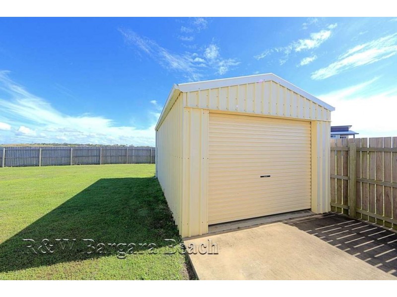 25 Emperor Drive, Elliott Heads QLD 4670
