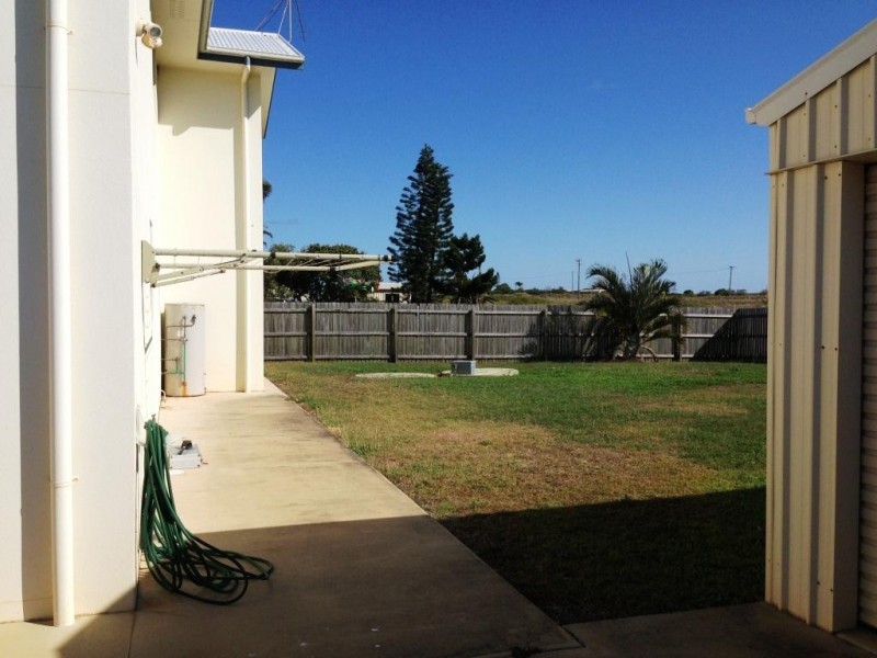 25 Emperor Drive, Elliott Heads QLD 4670
