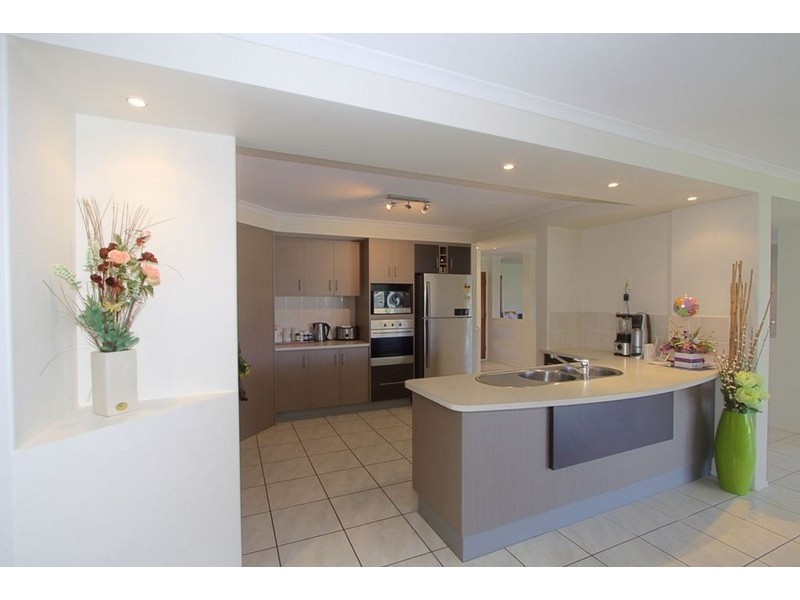 21 Breeze Drive, Bargara QLD 4670