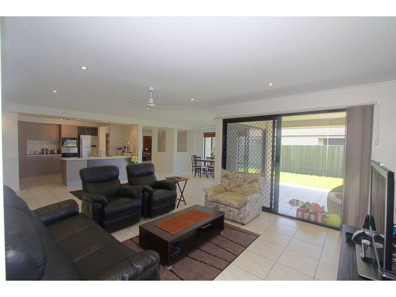 21 Breeze Drive, Bargara QLD 4670