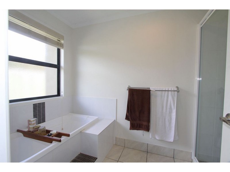 21 Breeze Drive, Bargara QLD 4670