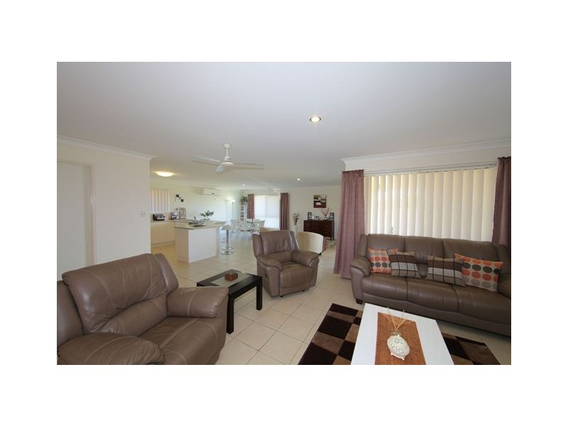 5 Federation Street, Bargara QLD 4670