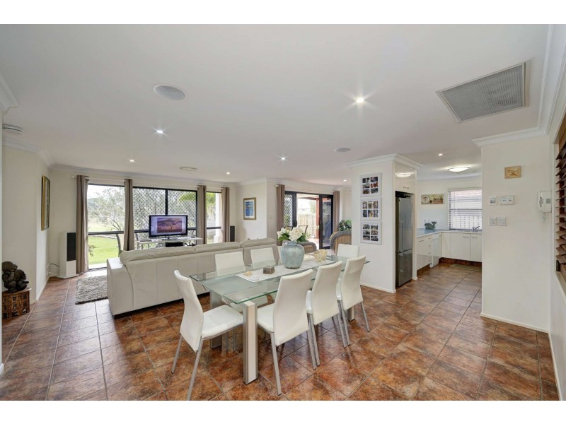 Villa 26, Chantelle Circuit, Coral Cove QLD 4670