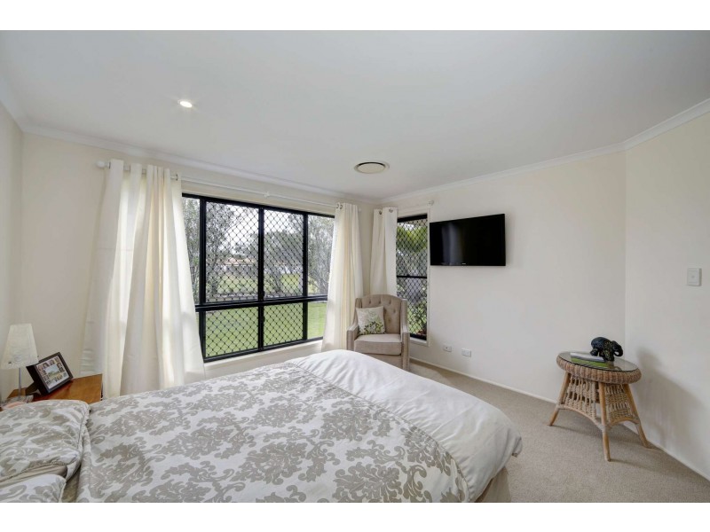 Villa 26, Chantelle Circuit, Coral Cove QLD 4670