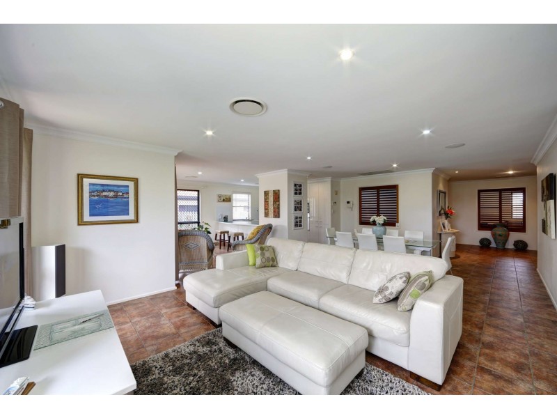 Villa 26, Chantelle Circuit, Coral Cove QLD 4670