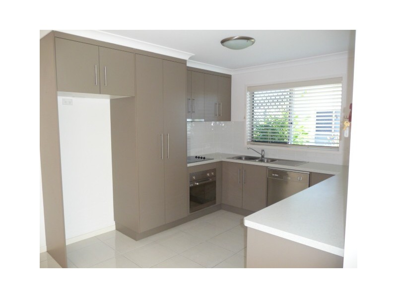 Villa 5—2 Savannah Court, Bargara QLD 4670