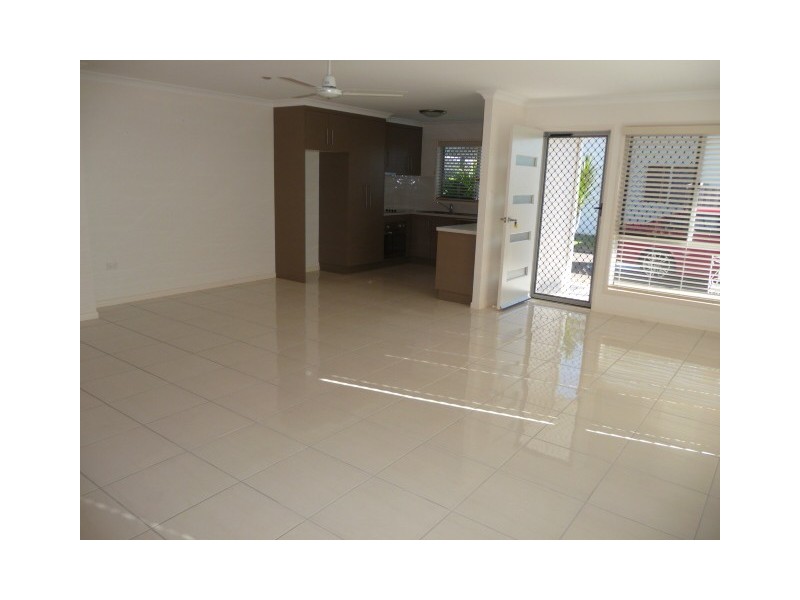 Villa 5—2 Savannah Court, Bargara QLD 4670