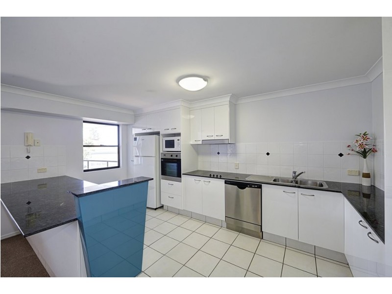 204/65 Esplanade, Bargara QLD 4670