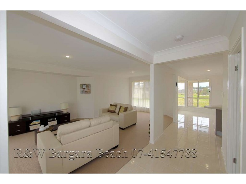 20 Avalon Street, Burnett Heads QLD 4670