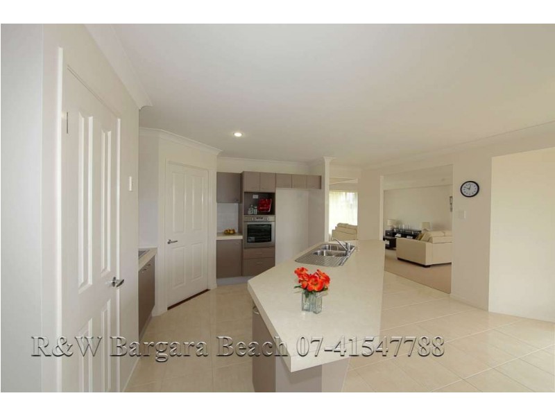 20 Avalon Street, Burnett Heads QLD 4670