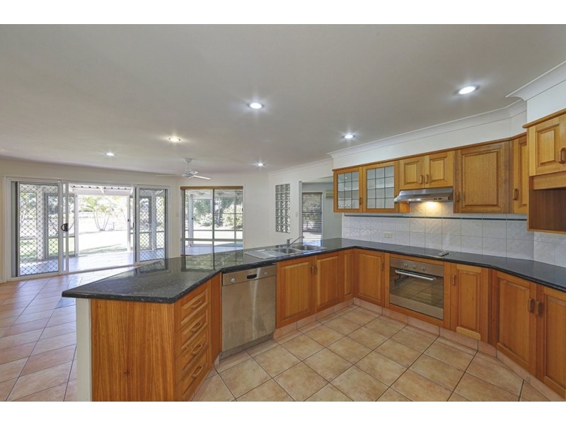 15 Broadwater Close, Bargara QLD 4670