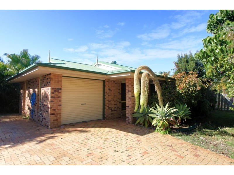 7 Hawaii Court, Bargara QLD 4670