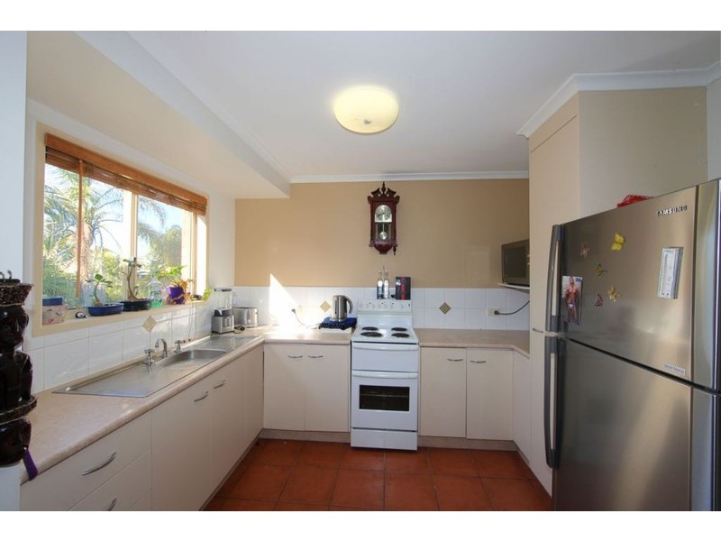 7 Hawaii Court, Bargara QLD 4670