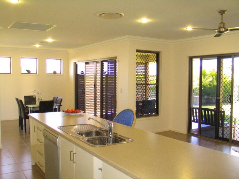 7 Fierro Drive, Bargara QLD 4670
