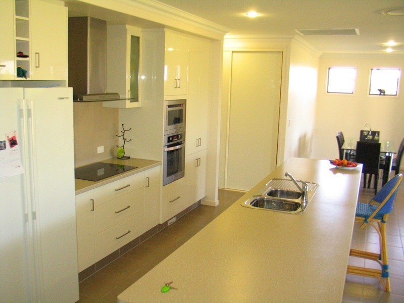 7 Fierro Drive, Bargara QLD 4670