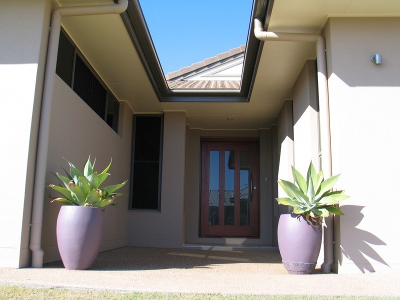 7 Fierro Drive, Bargara QLD 4670