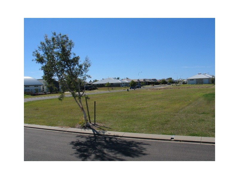 33 Breeze Drive, Bargara QLD 4670