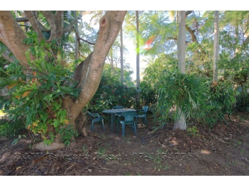 2-4 Sommerville St, Burnett Heads QLD 4670