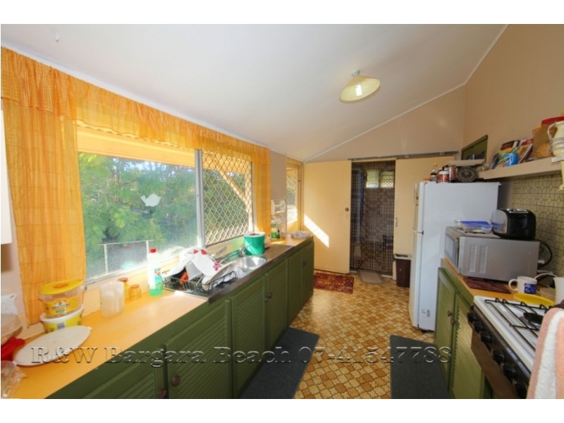 2-4 Sommerville St, Burnett Heads QLD 4670