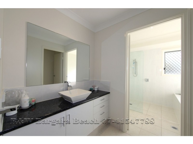 18 Marian Street, Coral Cove QLD 4670