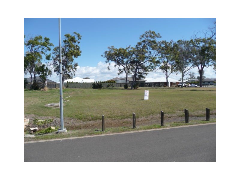 4 Breaker Court, Bargara QLD 4670