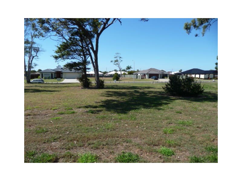 4 Breaker Court, Bargara QLD 4670