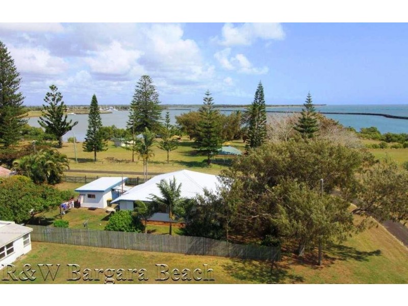 8 Lighthouse Street, Burnett Heads QLD 4670