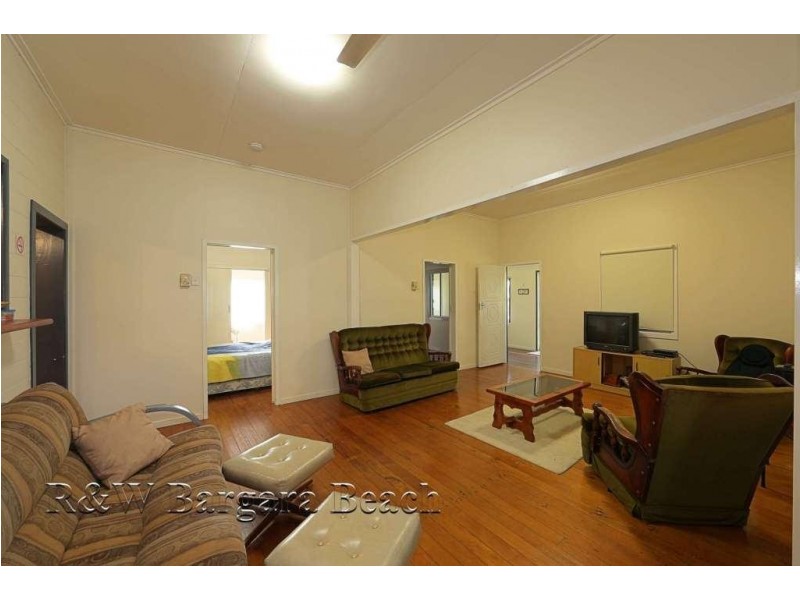 8 Lighthouse Street, Burnett Heads QLD 4670
