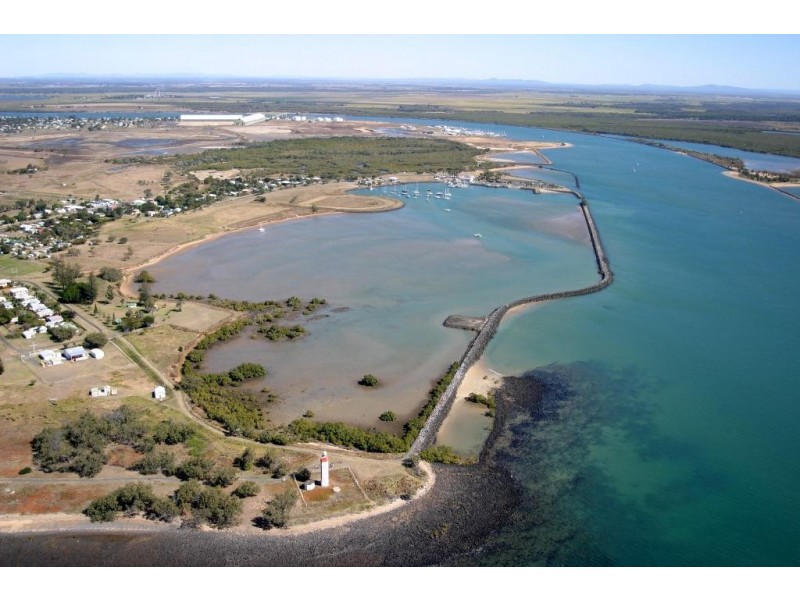 8 Lighthouse Street, Burnett Heads QLD 4670