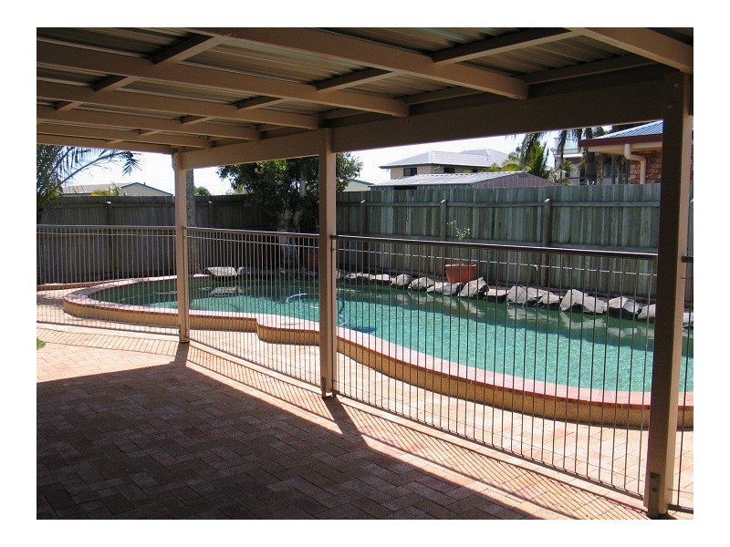 8 Wilfred Street, Bargara QLD 4670