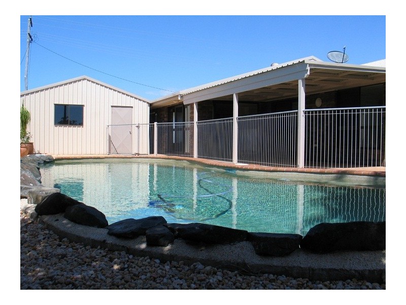 8 Wilfred Street, Bargara QLD 4670