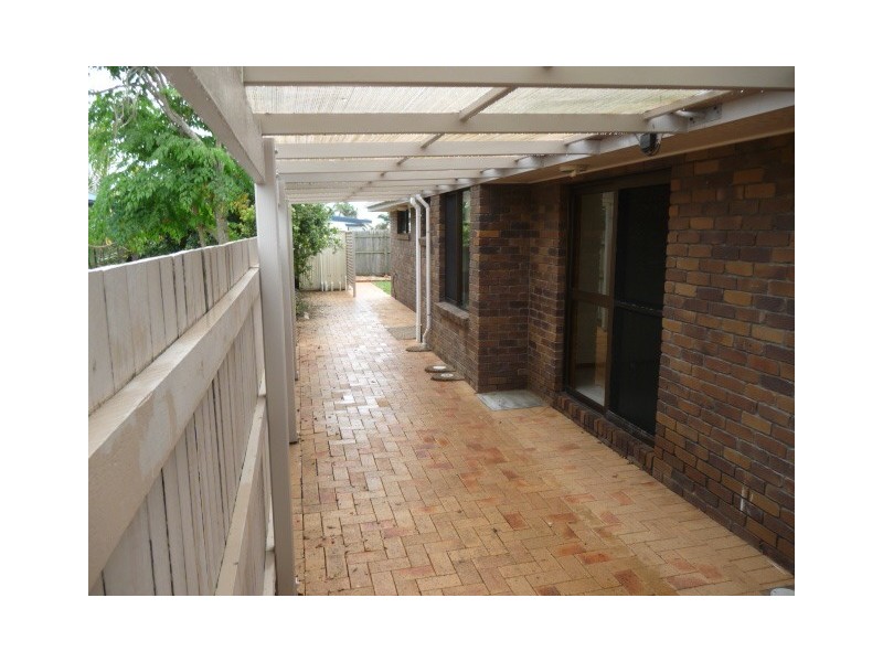 8 Wilfred Street, Bargara QLD 4670