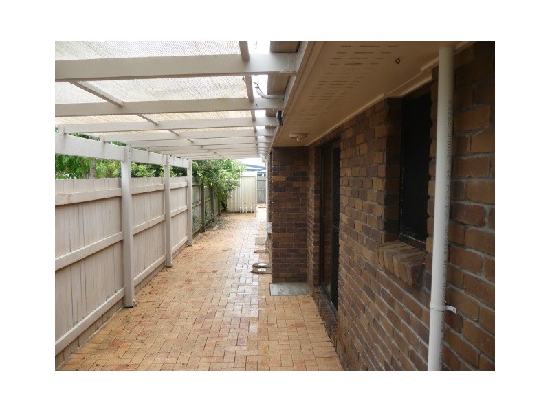 8 Wilfred Street, Bargara QLD 4670