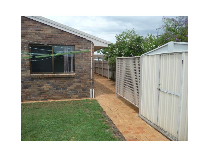 8 Wilfred Street, Bargara QLD 4670