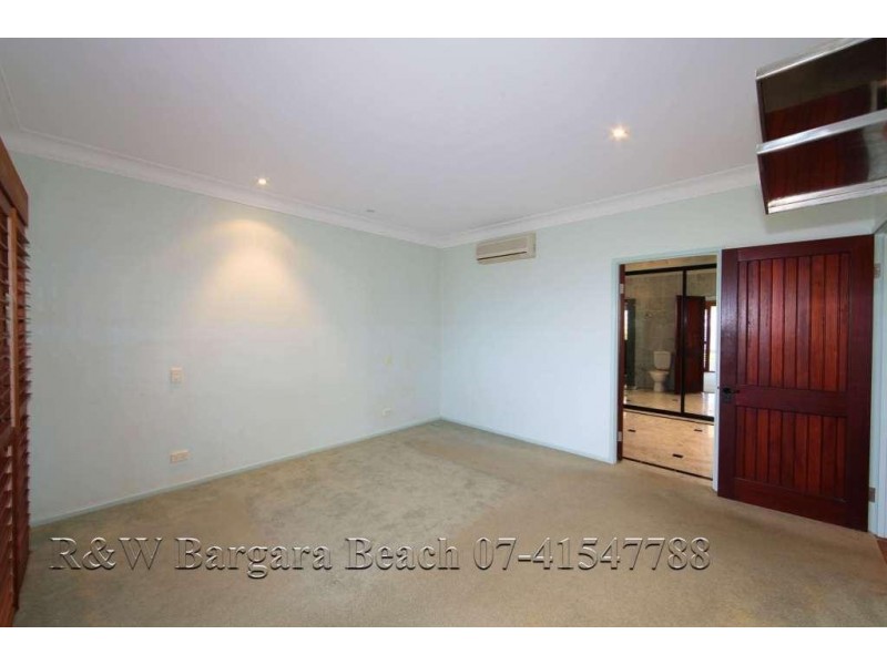 Villa 6, 5 Chantelle Circuit, Coral Cove QLD 4670