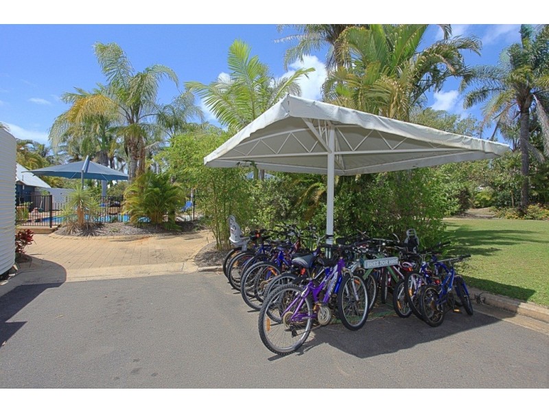 Unit 27 Kellys Beach Resort, 10 Trevors Road, Bargara QLD 4670