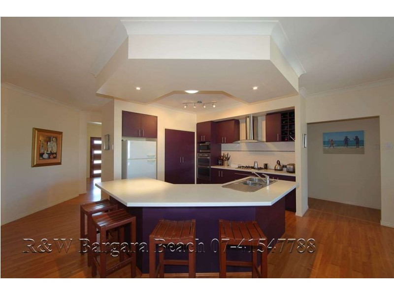 12 Raewood Close, Coral Cove QLD 4670