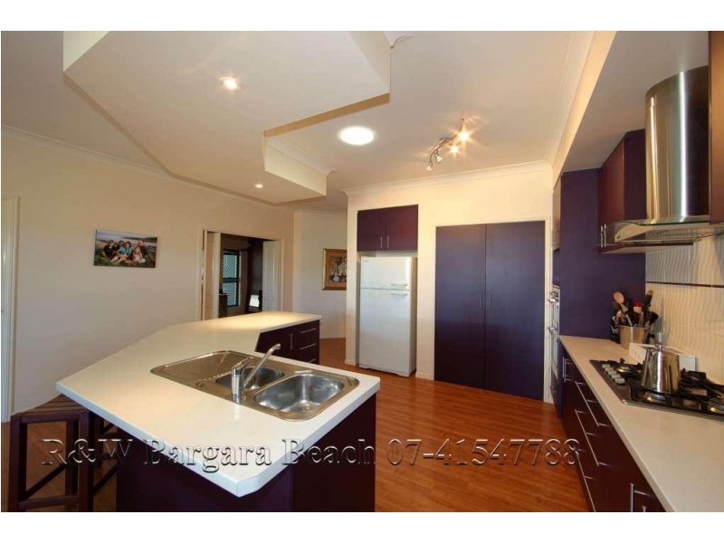 12 Raewood Close, Coral Cove QLD 4670